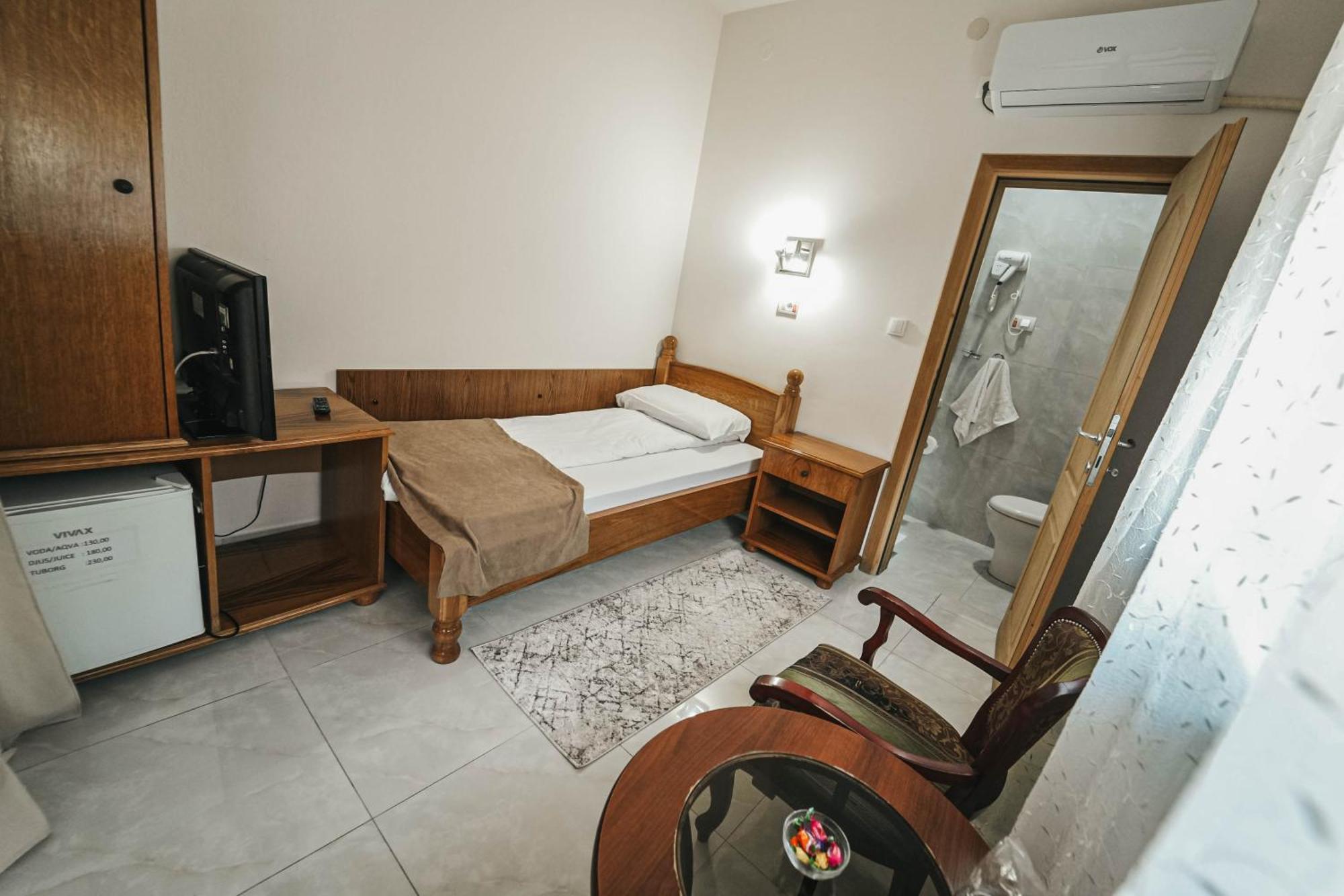 B&B Passage Sremska Mitrovica Luaran gambar