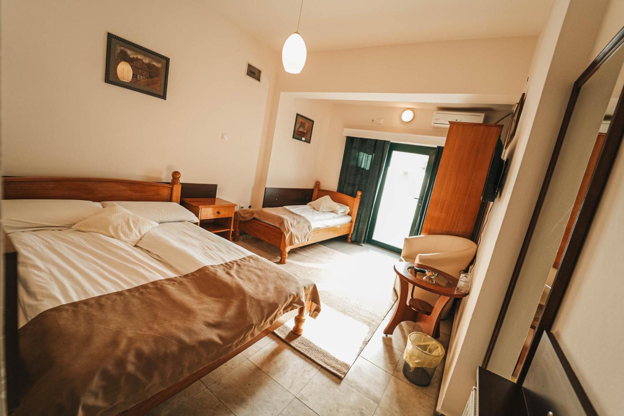 B&B Passage Sremska Mitrovica Luaran gambar