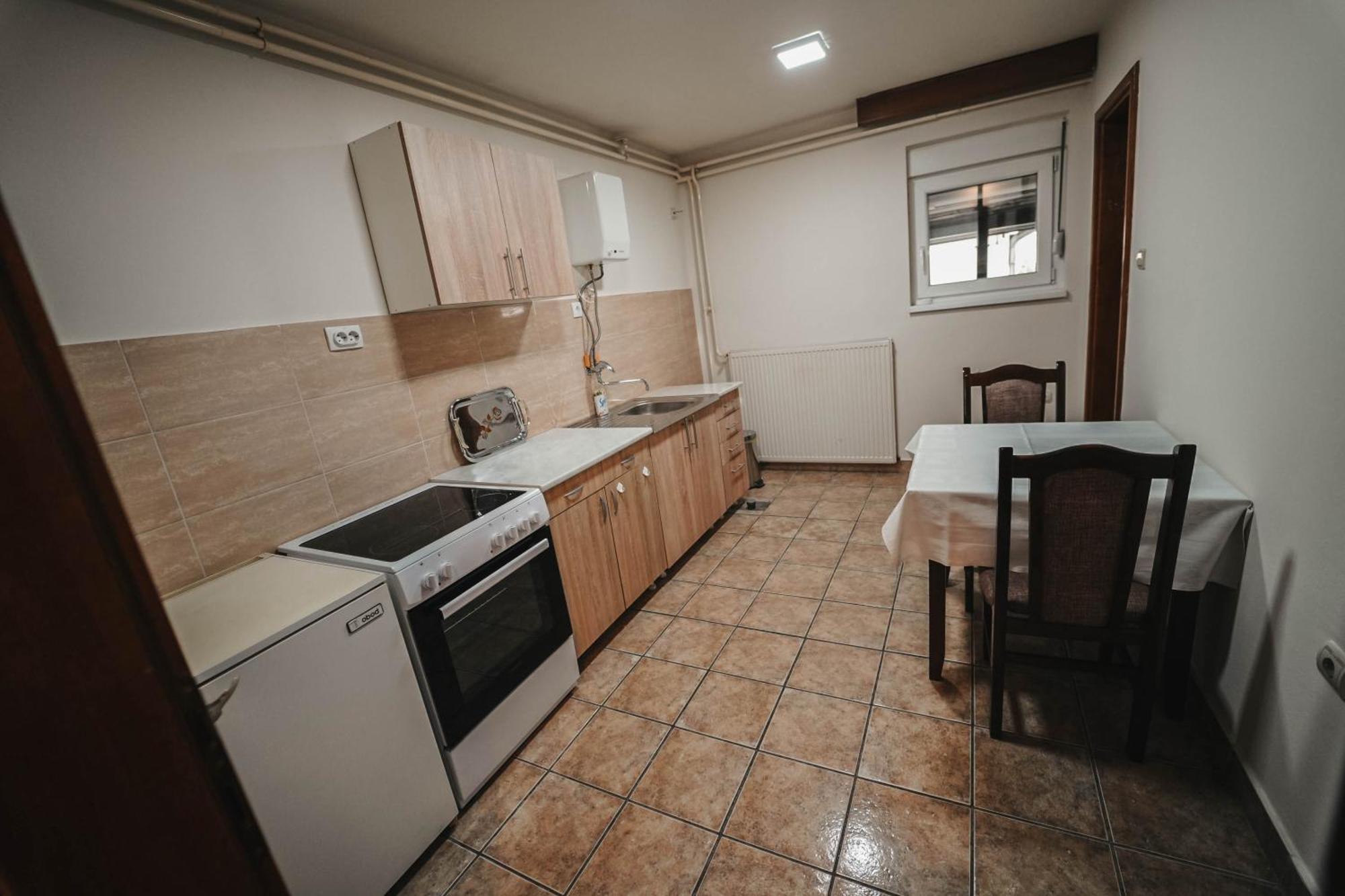 B&B Passage Sremska Mitrovica Luaran gambar